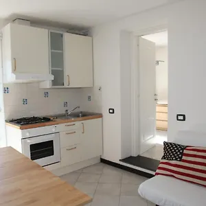Le Della Lizza - Casa Gialla Appartement Levanto